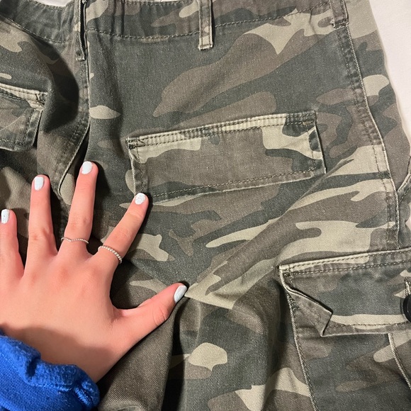 high rise baggy camo joggers - Picture 6 of 8